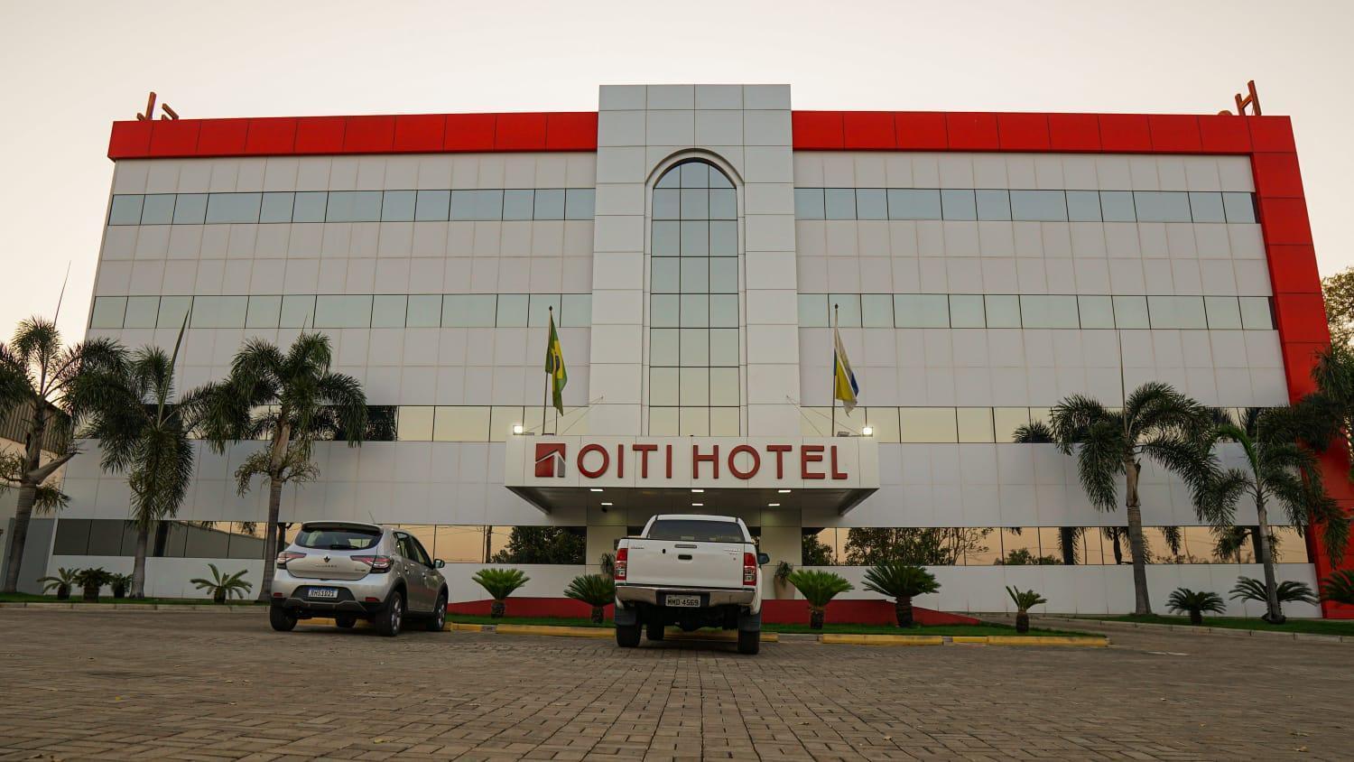 Oiti Hotel - גורופי מראה חיצוני תמונה